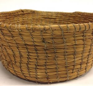 L - coiled marram grass basket, or ciosan, (KIGHF.QP.0003),