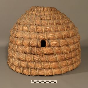 Bee skep KIGHF.QP.0029, collected in the early to mid-1900s by Isabel F. Grant from the Badenoch area of the Highlands