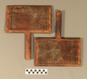 Pair of wool cards, KIGHF.RA.0008