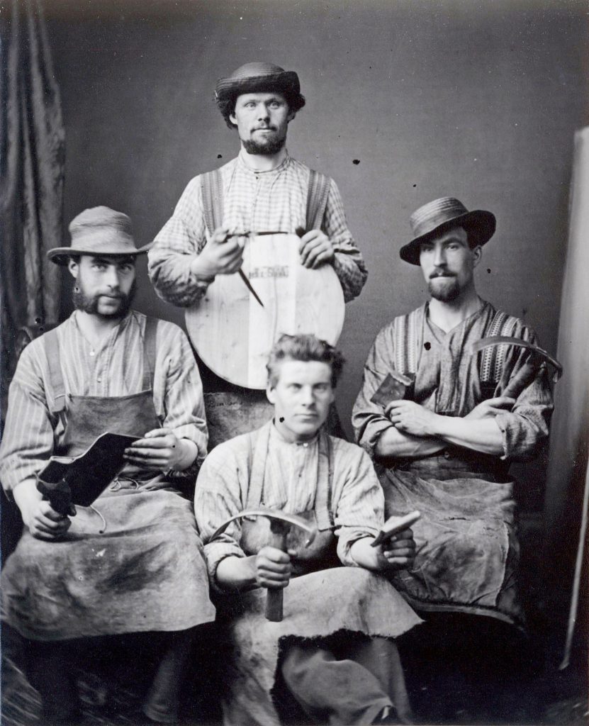 Coopers pose with tools of their trade c.1890 (Courtesy of the Johnston Collection JN21126B002)