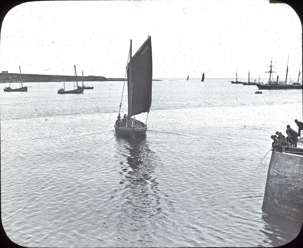 WK. 255 Wick Harbour c.1890 (Ref: P470/1)