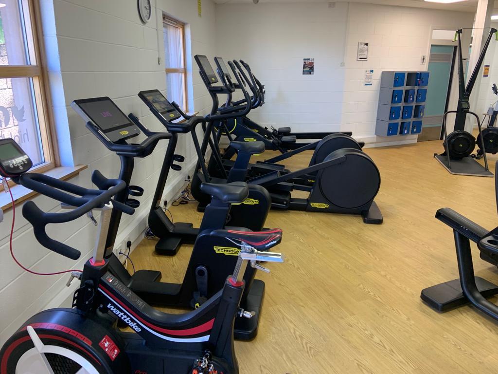 Static bicycle gym equipment