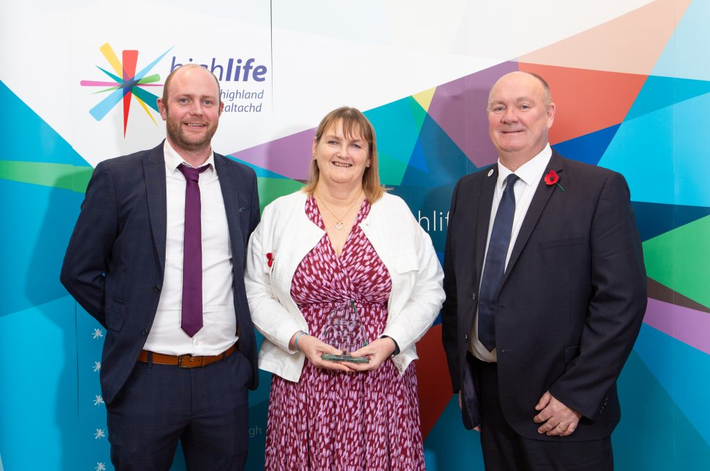 (from L to R) David Simpson, Elizabeth McDonald, David Beaton – representatives of Stagecoach, the evening’s main sponsor, pose with High Life Highland’s Employee of the Year 2023